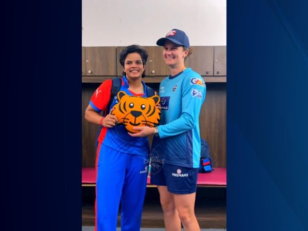 time-for-tigi-boo-to-get-cuddles-from-shifu.Click to read full article.