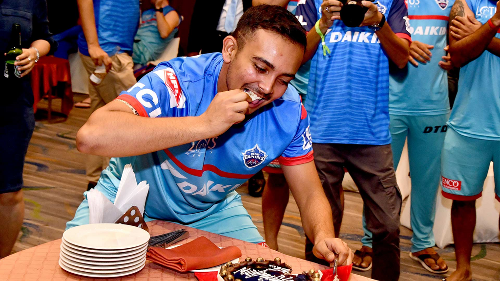 Celebrations after winning the Eliminator! Celebrations after winning the Eliminator!