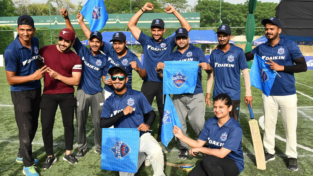 Gully Cricket Championship | Album 4 Gully Cricket Championship | Album 4