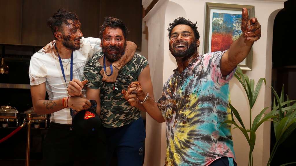 Rishabh Pant Birthday & Post Match Celebrations | #DCvKKR